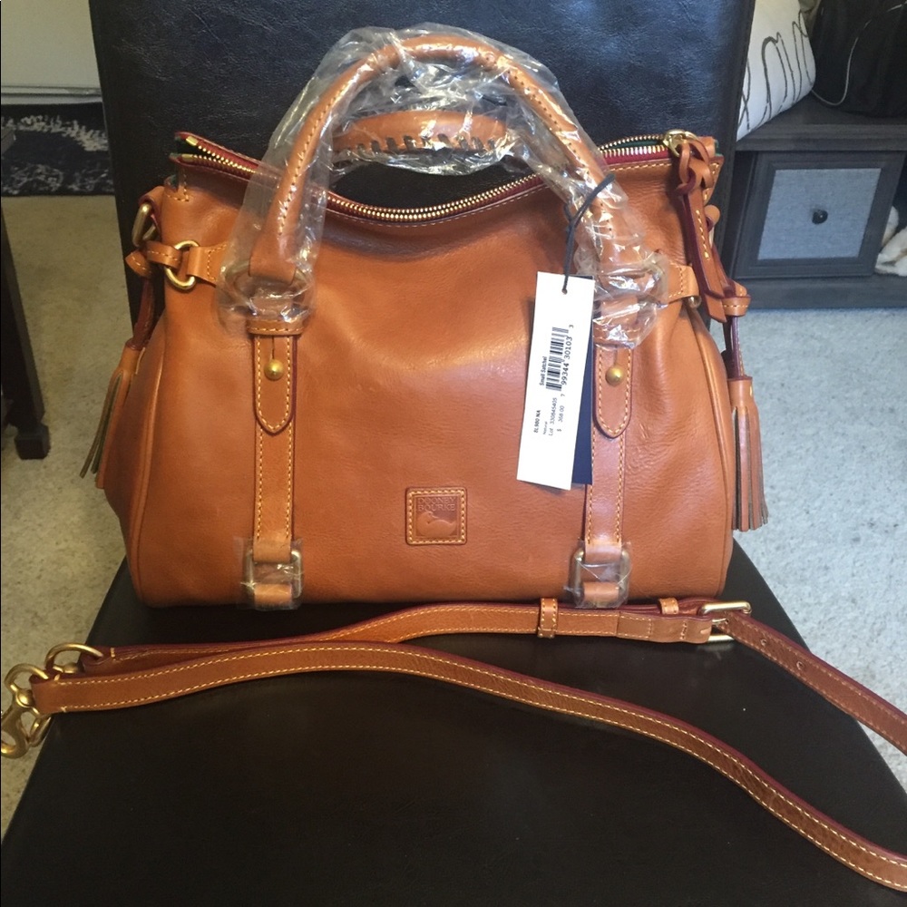 BRAND NEW D&B Small Natural Florentine Satchel